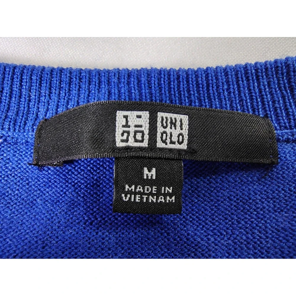 Uniqlo 100% Wool Fine Knit Crewneck Sweater Royal Blue Mens Pullover Classic M